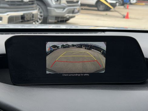 Used 2019 MAZDA MAZDA3 Hatchback FWD image 27