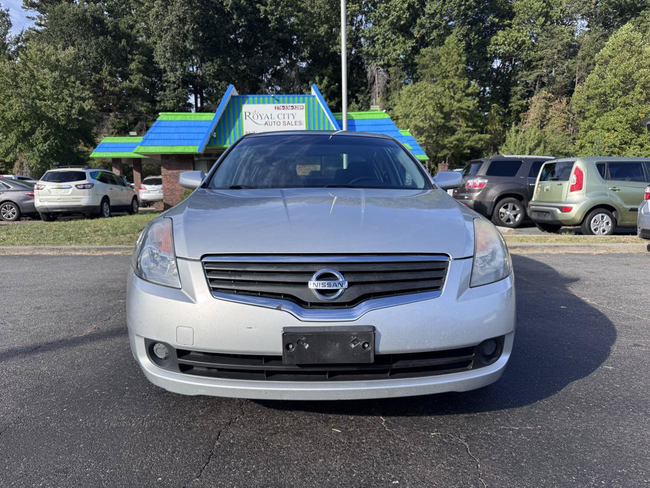 Used 2007 Nissan Altima 2.5 S w/ Emergency Aid Pkg FWD image 2