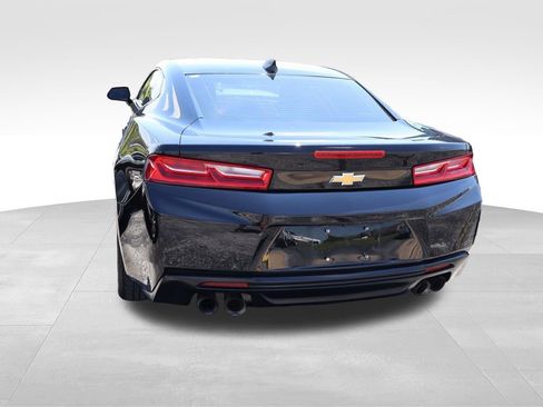 Used 2017 Chevrolet Camaro LT RWD image 21