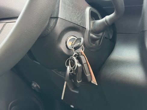 Used 2019 Chevrolet Silverado 1500 Custom Trail Boss image 31