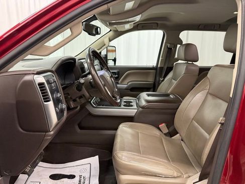 Used 2019 Chevrolet Silverado 2500 LTZ w/ Duramax Plus Package image 5