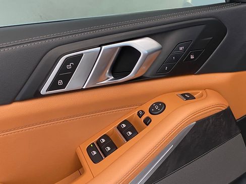 Certified 2022 BMW X5 xDrive45e image 23