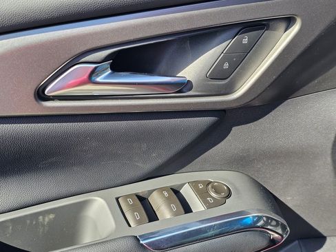 New 2026 Chevrolet Traverse LT image 21