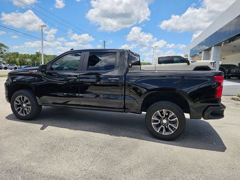 Used 2024 Chevrolet Silverado 1500 Custom Trail Boss AWD/4WD image 2