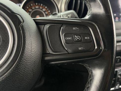 Used 2021 Jeep Wrangler Unlimited Sport image 18