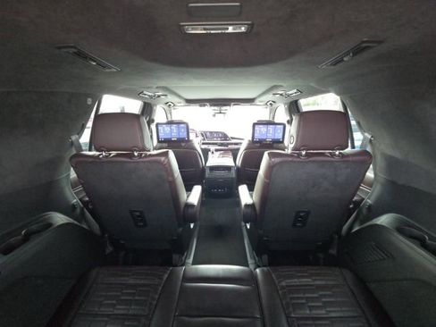 Used 2021 Cadillac Escalade Sport Platinum image 13