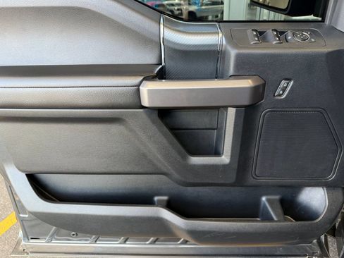 Used 2019 Ford F150 XLT w/ Equipment Group 302A Luxury AWD/4WD image 27