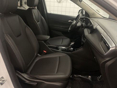 Certified 2024 Buick Encore GX Sport Touring image 20