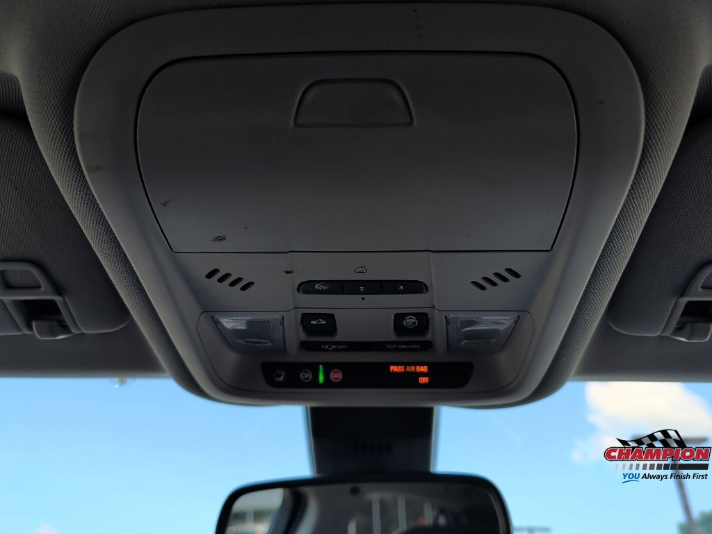 Used 2019 Chevrolet Equinox Premier FWD image 27