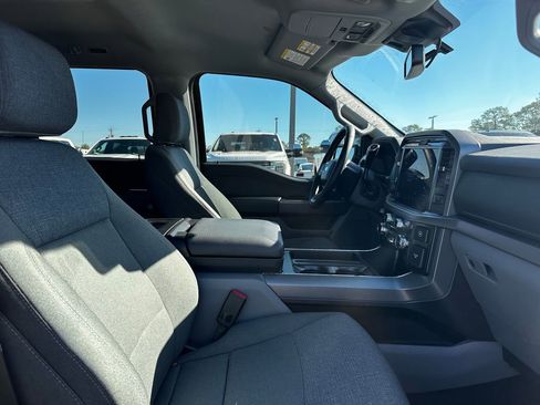 New 2025 Ford F150 XLT w/ Equipment Group 302A MID image 39