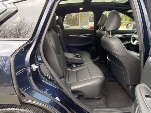 Used 2025 INFINITI QX50 Sport AWD/4WD image 29