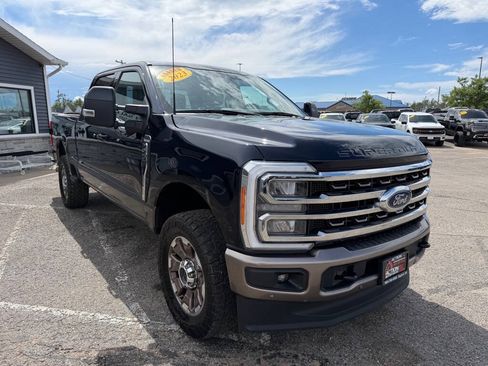 Used 2023 Ford F250 King Ranch w/ FX4 Off-Road Package AWD/4WD image 7