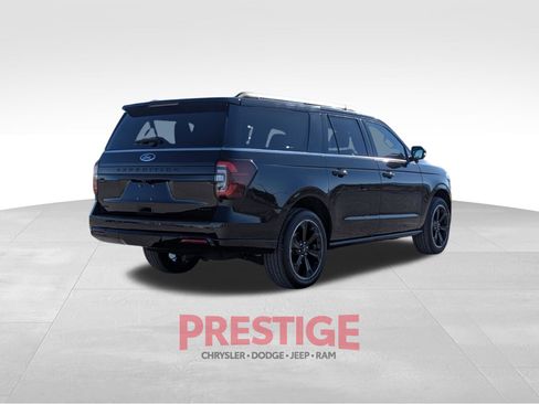 Used 2023 Ford Expedition Max Limited image 8