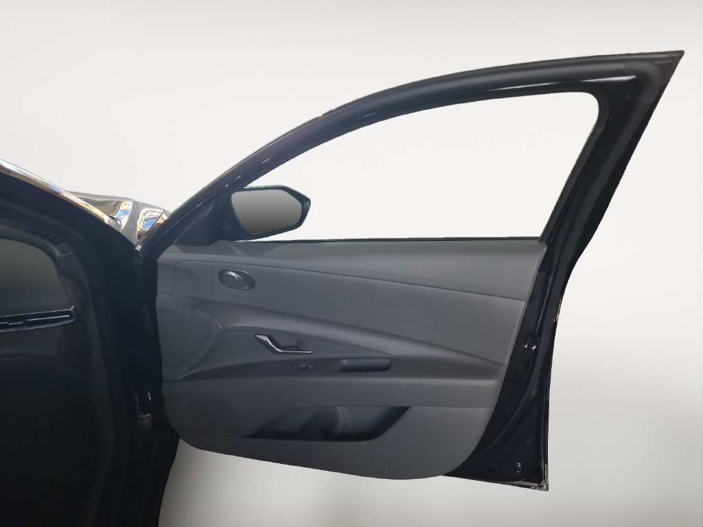Used 2024 Hyundai Elantra SEL FWD image 22