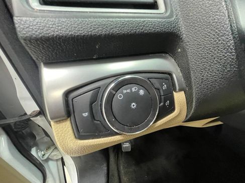 Used 2017 Ford Explorer FWD image 15
