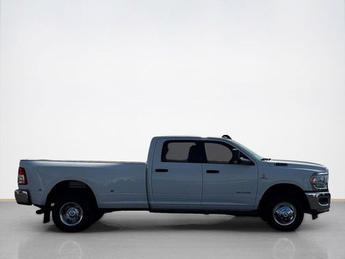 Used 2022 RAM 3500 Big Horn w/ Level A Equipment Group AWD/4WD image 9