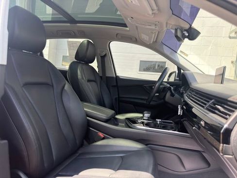 Used 2019 Audi Q7 3.0T Premium Plus AWD/4WD image 43