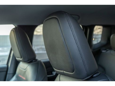 Used 2019 Jeep Renegade Trailhawk image 17