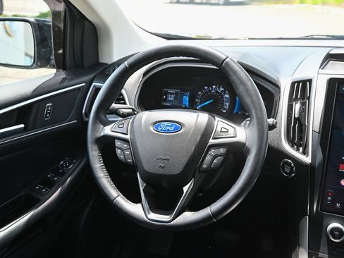 Used 2023 Ford Edge SEL w/ Convenience Package AWD/4WD image 32