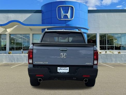 Used 2023 Honda Ridgeline RTL-E image 5