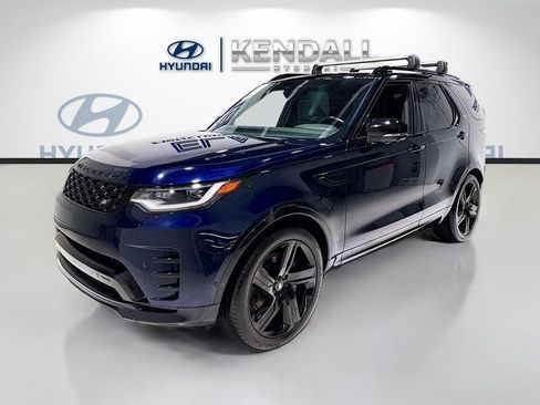 Used 2023 Land Rover Discovery HSE R-Dynamic AWD/4WD image 3
