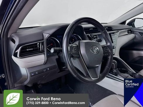 Used 2019 Toyota Camry SE image 11