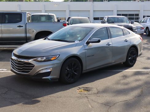 Used 2023 Chevrolet Malibu LT image 16