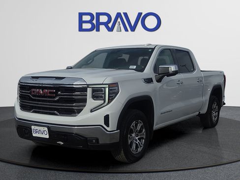 Used 2025 GMC Sierra 1500 SLT AWD/4WD image 1