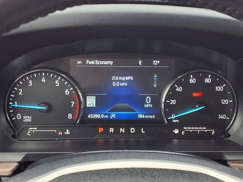 Used 2024 Ford Explorer Limited image 12