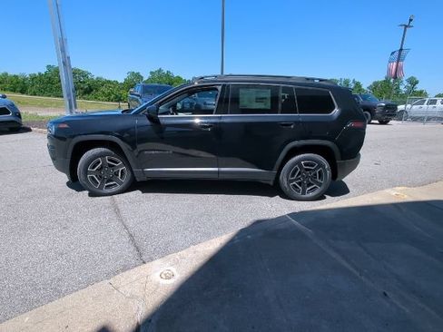 New 2026 Jeep Cherokee Laredo AWD/4WD image 27
