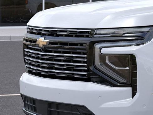 New 2026 Chevrolet Suburban High Country image 13