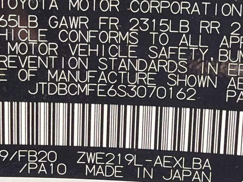 Used 2025 Toyota Corolla LE image 31