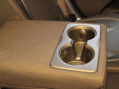 Used 2017 Jeep Cherokee Latitude w/ Comfort & Convenience Group image 15