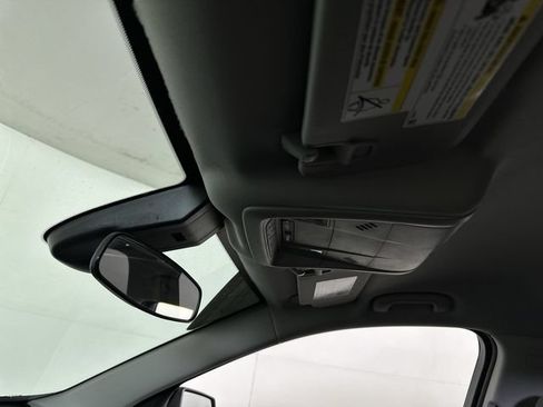 Used 2024 Chevrolet Equinox LT FWD image 19