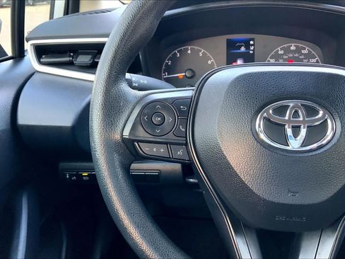 Used 2024 Toyota Corolla LE FWD image 23
