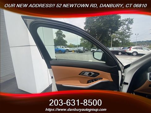 Used 2023 BMW 330i xDrive Sedan w/ M Sport Package AWD/4WD image 15