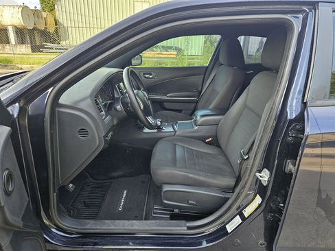 Used 2012 Dodge Charger SE w/ Sport Appearance Group image 6