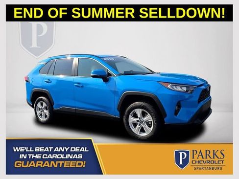 Used 2020 Toyota RAV4 XLE FWD image 1