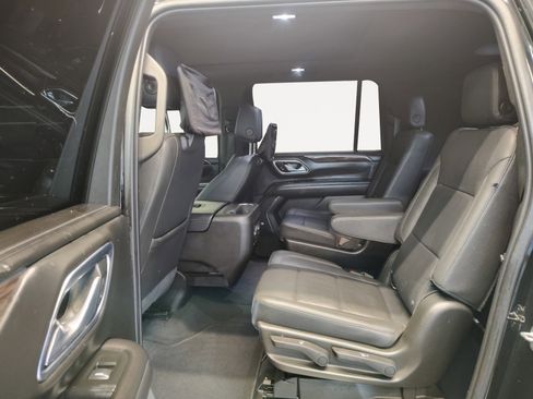 Used 2021 Chevrolet Suburban Z71 w/ Z71 Off-Road Package image 25