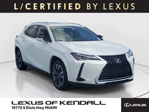 Used 2022 Lexus UX 200 w/ Premium Package FWD image 1