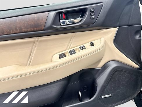 Used 2019 Subaru Outback 2.5i Limited w/ Popular Package #2 AWD/4WD image 20