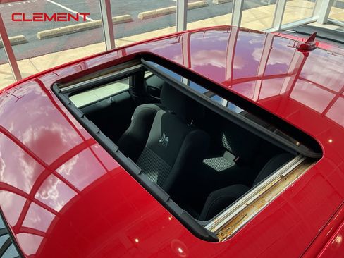 Used 2022 Dodge Challenger R/T Scat Pack w/ Driver Convenience Group image 39