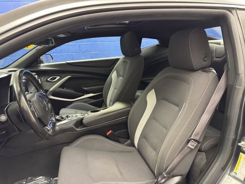 Used 2017 Chevrolet Camaro LT w/ RS Package image 18