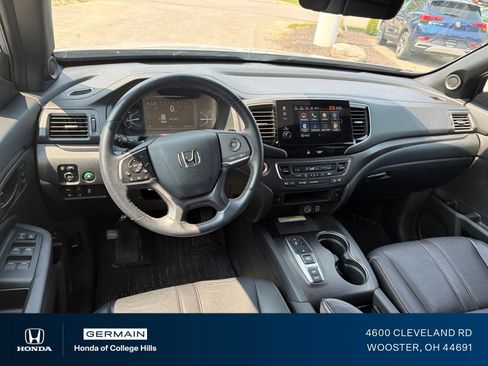 Used 2023 Honda Passport TrailSport image 13