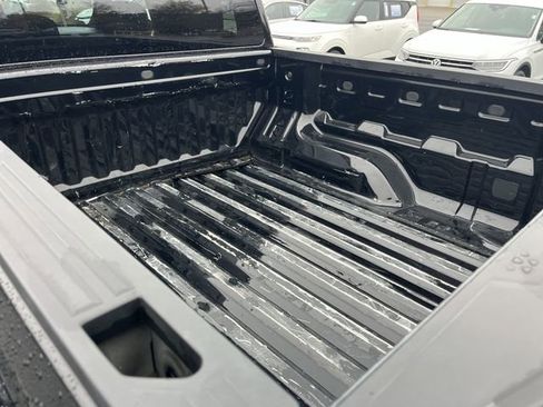 Used 2023 Chevrolet Colorado W/T image 36