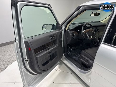 Used 2019 Ford Flex SEL image 8
