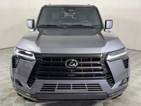 Used 2026 Lexus GX 550 w/ Accessory Package (2T) AWD/4WD image 11