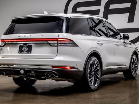 Used 2021 Lincoln Aviator Reserve w/ Equipment Group 202A AWD/4WD image 36