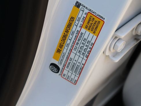 Used 2026 GMC Terrain Elevation w/ Elevation Premium Package AWD/4WD image 29