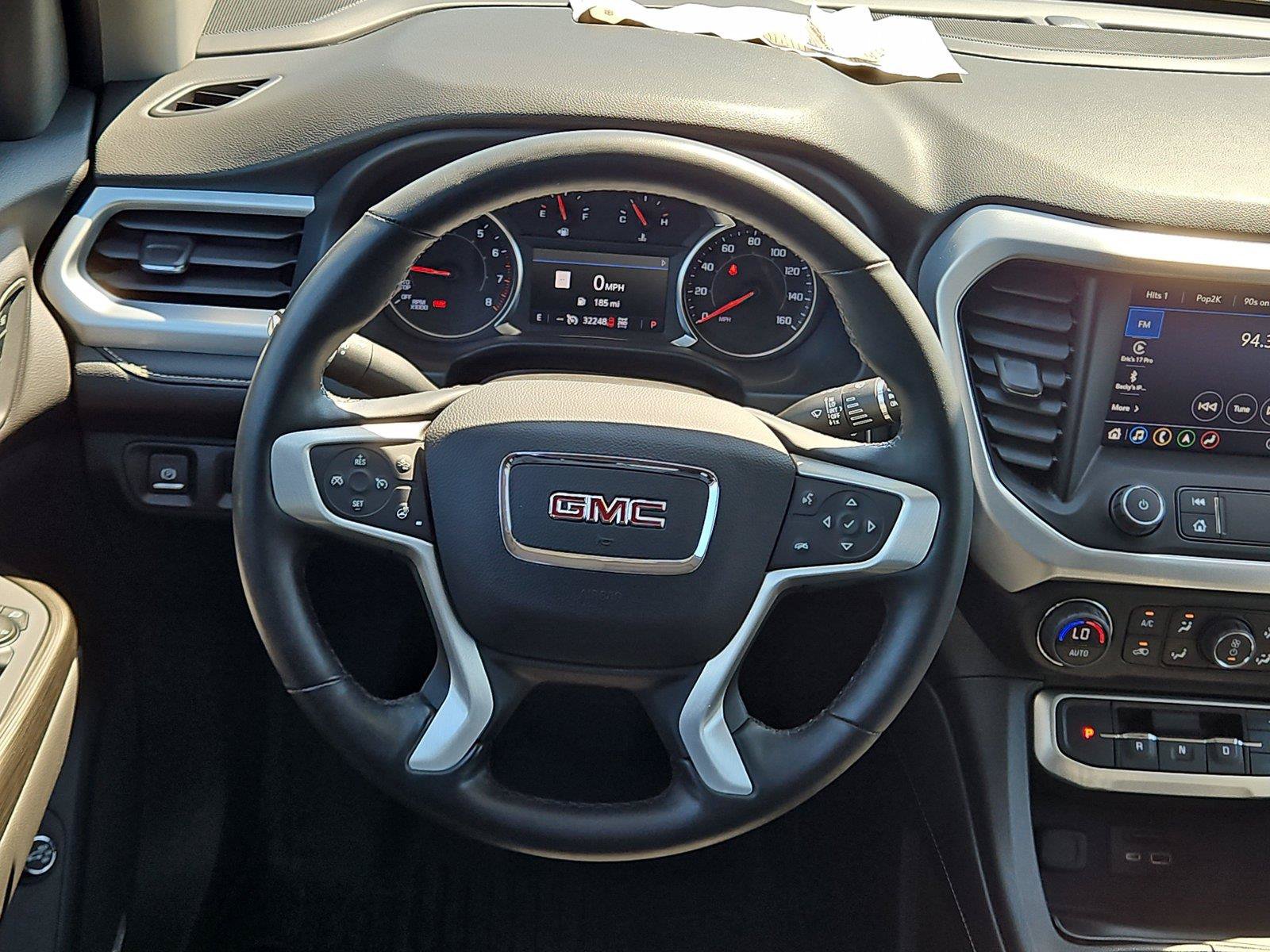 Used 2023 GMC Acadia SLT w/ Preferred Package AWD/4WD image 12